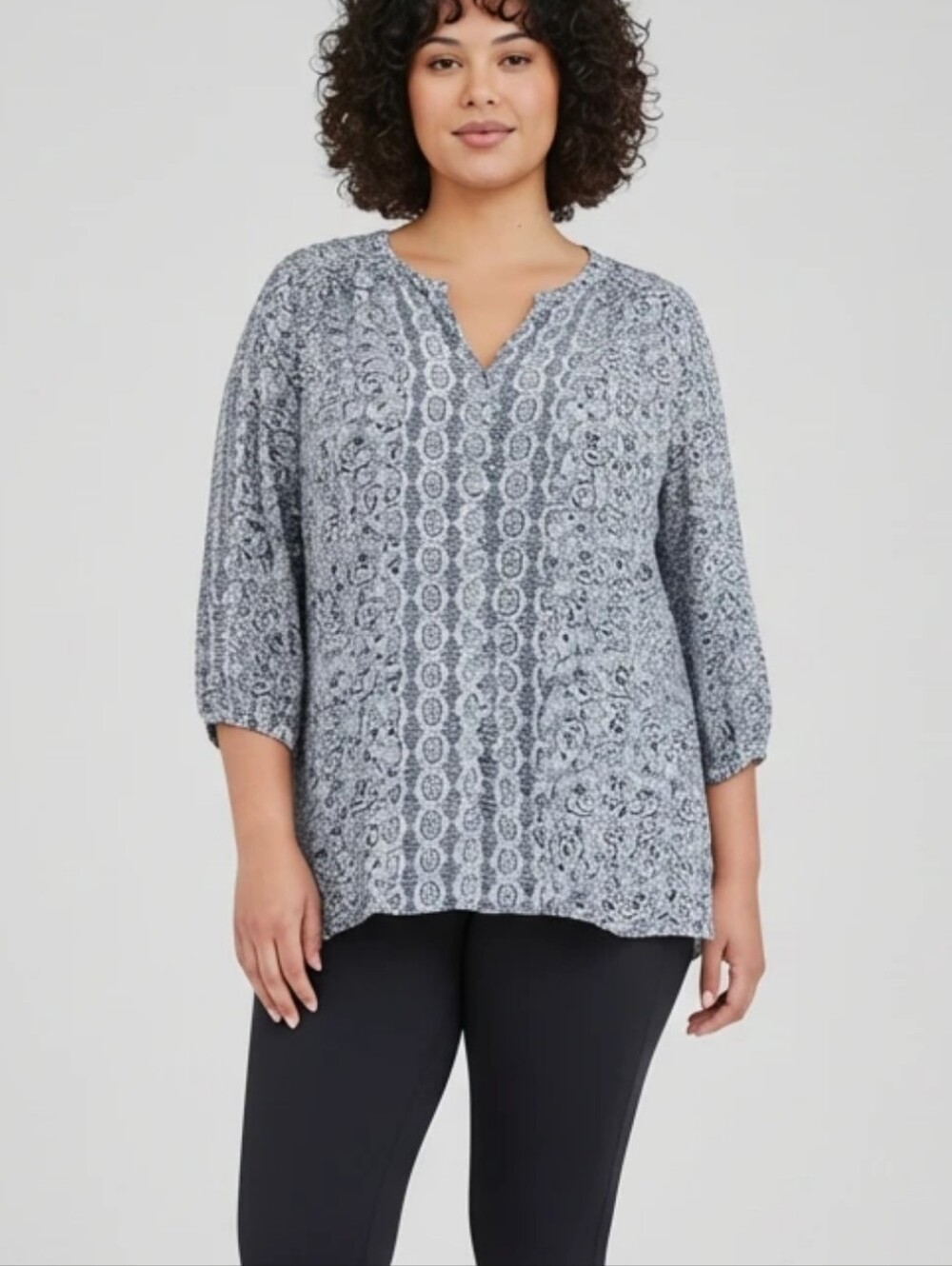 Rose &‎ Olive Blue and White Floral Smocked Boho Blouse Plus Size 3X New